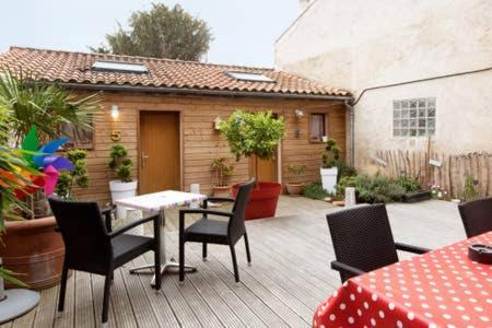 Superbe Appartement Avec Terrasse En Centre Ville La Rochelle  Esterno foto